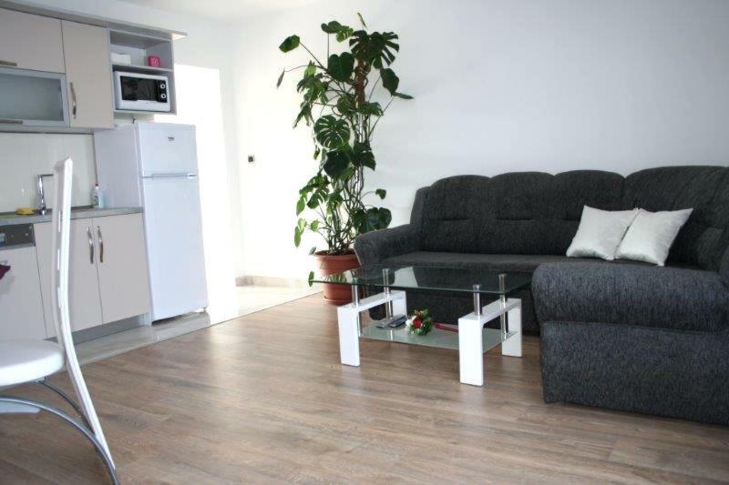 Lucija Apartment Vrh (Krk)