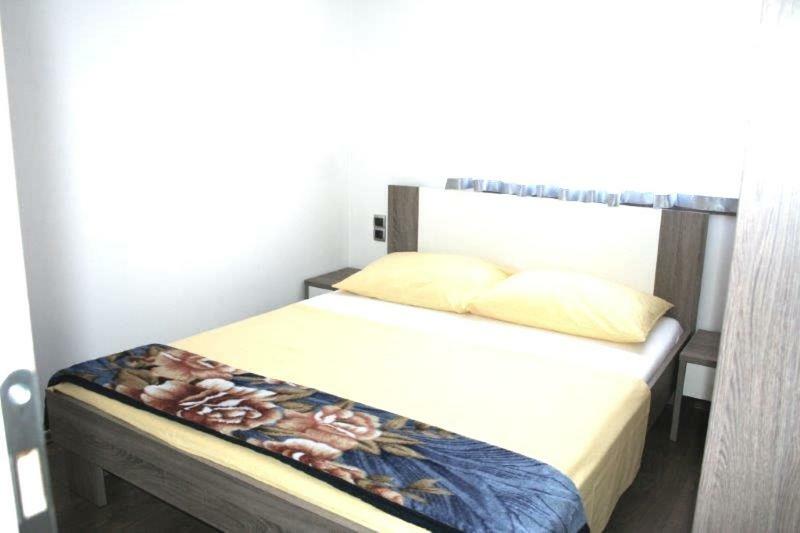 Lucija Apartment Vrh (Krk)